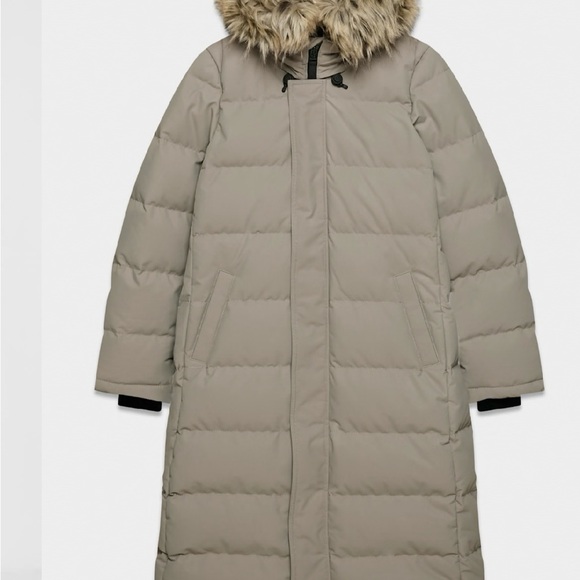 TNA Aritzia The Powder Parka - Picture 5 of 8
